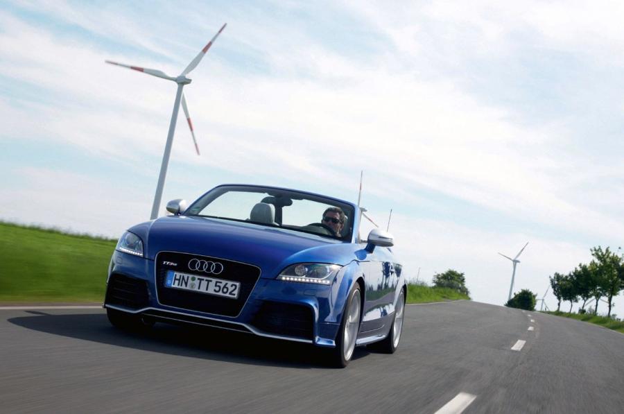  Audi TT RS Roadster (8J) 2009 года  (WW) (фото 18 из 47)